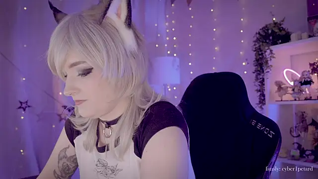 vronnier online show from December 19, 4:03 pm