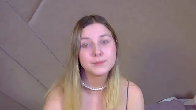 TinnaBurton online show from July 8, 4:22 pm