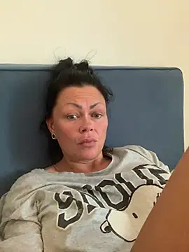 Snapshot of Phillipa_valentina chatting on July 16, 6:36 pm Phillipa valentina online show from July 16, 6:36 pm