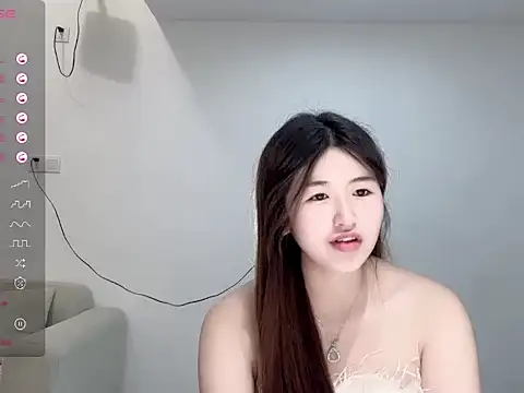 Snapshot of youyou-668 chatting on November 14, 11:09 am youyou-668 online show from November 14, 11:09 am