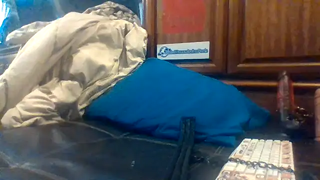 Snapshot of dickencidr chatting on June 7, 5:38 pm dickencidr online show from June 7, 5:38 pm