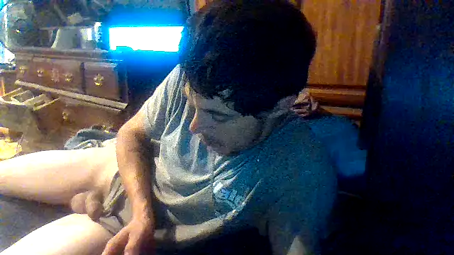 Snapshot of dickencidr chatting on June 10, 11:35 pm dickencidr online show from June 10, 11:35 pm