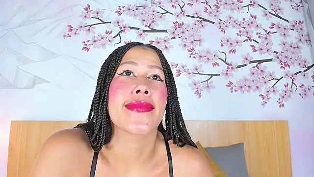 Laura Torress online show from April 22, 2:47 am