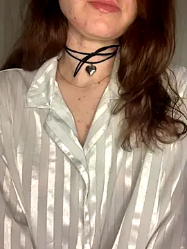 Alishiass399 online show from November 19, 12:32 am