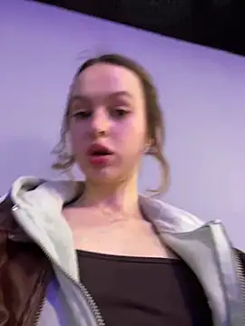 hani obsessed online show from April 22, 8:06 am