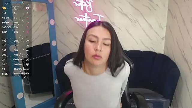 Maleja v  online show from February 12, 1:39 pm