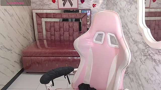 Maleja v  online show from February 16, 1:40 pm