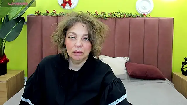 Valerie King online show from December 21, 1:24 am