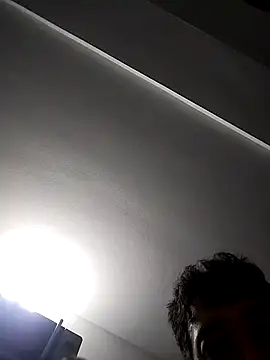 platone09 online show from April 15, 8:53 pm