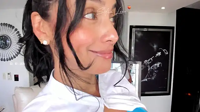 Snapshot of sofiasexhot chatting on March 2, 3:48 pm sofiasexhot online show from March 2, 3:48 pm