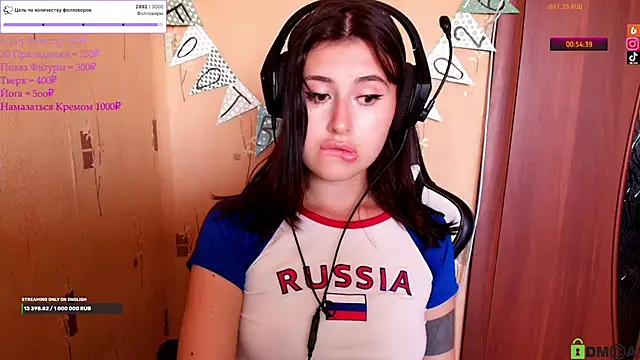 KristinaScott online show from June 20, 2:42 pm