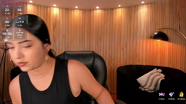 Snapshot of SophieLanne chatting on July 20, 2:04 am SophieLanne online show from July 20, 2:04 am