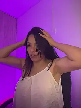 LaraDanverss online show from December 15, 7:23 am