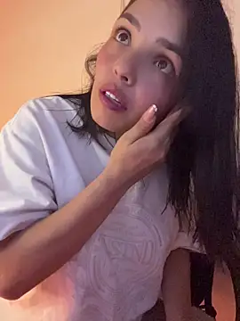Snapshot of LaraDanverss chatting on July 15, 10:37 pm LaraDanverss online show from July 15, 10:37 pm