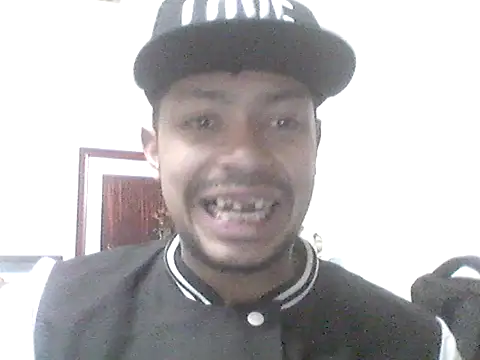 louishotlatinboy online show from November 17, 5:24 am