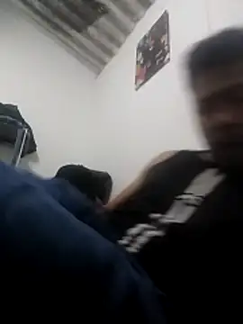 louishotlatinboy online show from November 18, 8:24 pm