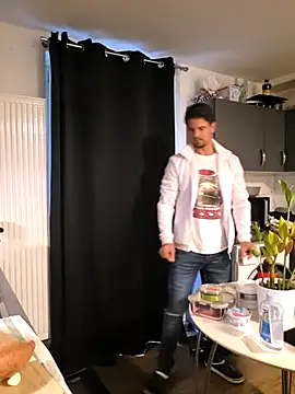 Mystery Mark online show from April 21, 6:01 pm