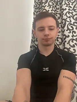 Snapshot of Renaissance1929 chatting on November 16, 6:19 am Renaissance1929 online show from November 16, 6:19 am