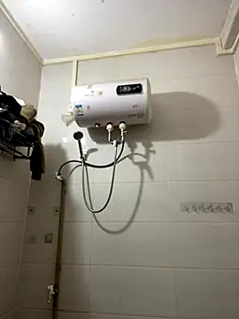 Snapshot of yiyi0316 chatting on December 3, 4:16 pm yiyi0316 online show from December 3, 4:16 pm