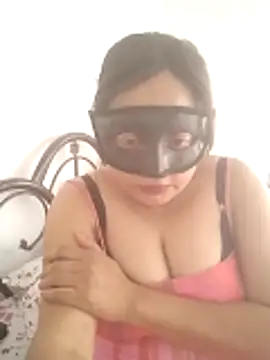 Snapshot of Cute-richa1 chatting on December 2, 8:41 am Cute-richa1 online show from December 2, 8:41 am