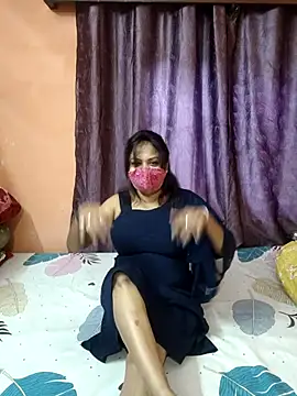 Snapshot of Cute-richa1 chatting on January 7, 8:06 am Cute-richa1 online show from January 7, 8:06 am