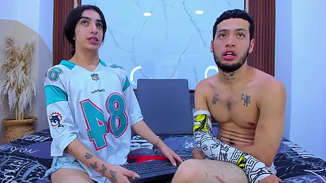 Loversinfire2 online show from April 24, 2:03 am