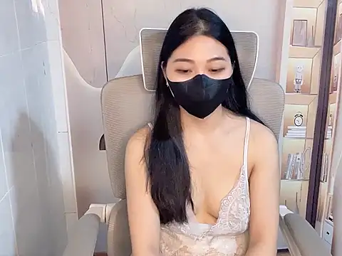 Lousii online show from April 7, 1:55 pm