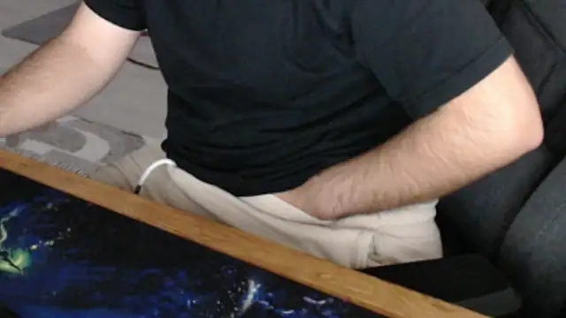 Snapshot of hardsharkk chatting on November 22, 8:24 am hardsharkk online show from November 22, 8:24 am