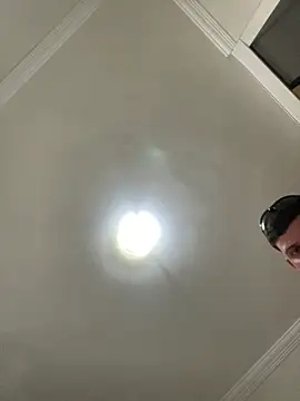 Snapshot of oIAcyber chatting on November 15, 2:35 pm oIAcyber online show from November 15, 2:35 pm