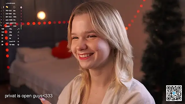 PhillisEsplin online show from December 21, 7:10 pm