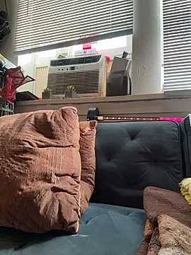 Motherbigbus online show from December 21, 7:32 pm