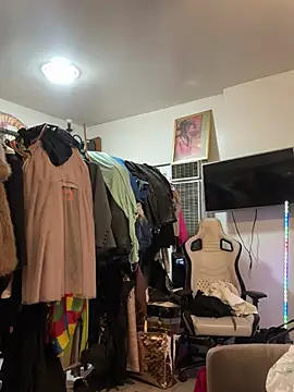 Motherbigbus online show from April 7, 6:47 am