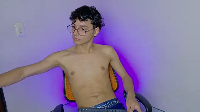 andrew dann online show from November 25, 8:20 pm