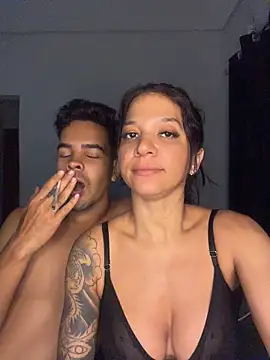 Snapshot of biadominatrix chatting on May 18, 12:00 pm biadominatrix online show from May 18, 12:00 pm