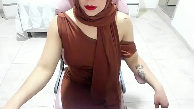 Snapshot of Tahira_bakir chatting on November 19, 12:05 pm Tahira bakir online show from November 19, 12:05 pm