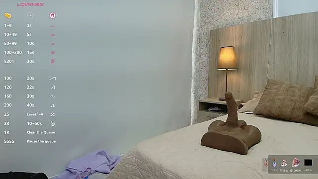 mature eva1 online show from April 10, 11:15 am