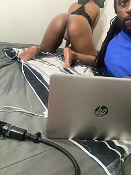 Snapshot of WeekndsOnly chatting on July 12, 2:35 am WeekndsOnly online show from July 12, 2:35 am