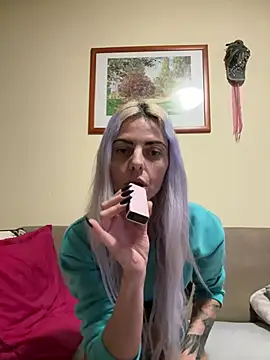 feliciafelon online show from April 23, 12:23 am