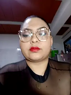 Snapshot of Anna_Lucia88 chatting on June 8, 8:04 am Anna Lucia88 online show from June 8, 8:04 am