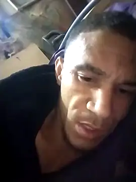 Snapshot of Pussylicker50565 chatting on November 18, 4:39 am Pussylicker50565 online show from November 18, 4:39 am