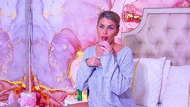 SalmaRroze online show from November 22, 5:17 am