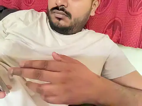 Snapshot of abhiabhi9898 chatting on April 28, 8:52 am abhiabhi9898 online show from April 28, 8:52 am