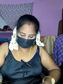 Snapshot of Tamil_devagi chatting on April 26, 6:05 pm Tamil devagi online show from April 26, 6:05 pm