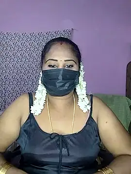 Snapshot of Tamil_devagi chatting on April 28, 8:41 am Tamil devagi online show from April 28, 8:41 am