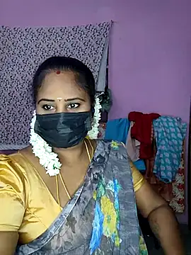 Snapshot of Tamil_devagi chatting on May 1, 10:09 am Tamil devagi online show from May 1, 10:09 am