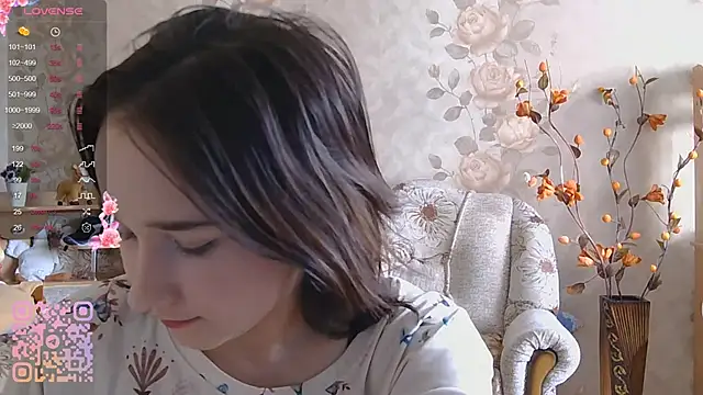 TianaMeiser online show from April 8, 12:05 pm