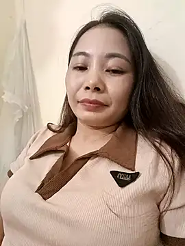 Snapshot of Moon-night222 chatting on December 3, 12:36 pm Moon-night222 online show from December 3, 12:36 pm