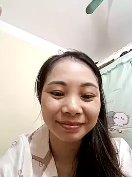 Snapshot of Moon-night222 chatting on December 5, 4:03 pm Moon-night222 online show from December 5, 4:03 pm