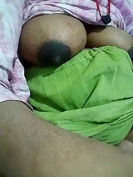 Anushasharma89 online show from February 4, 1:17 pm