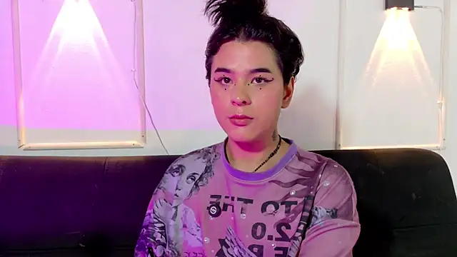 Angel-umbra online show from April 14, 4:35 pm